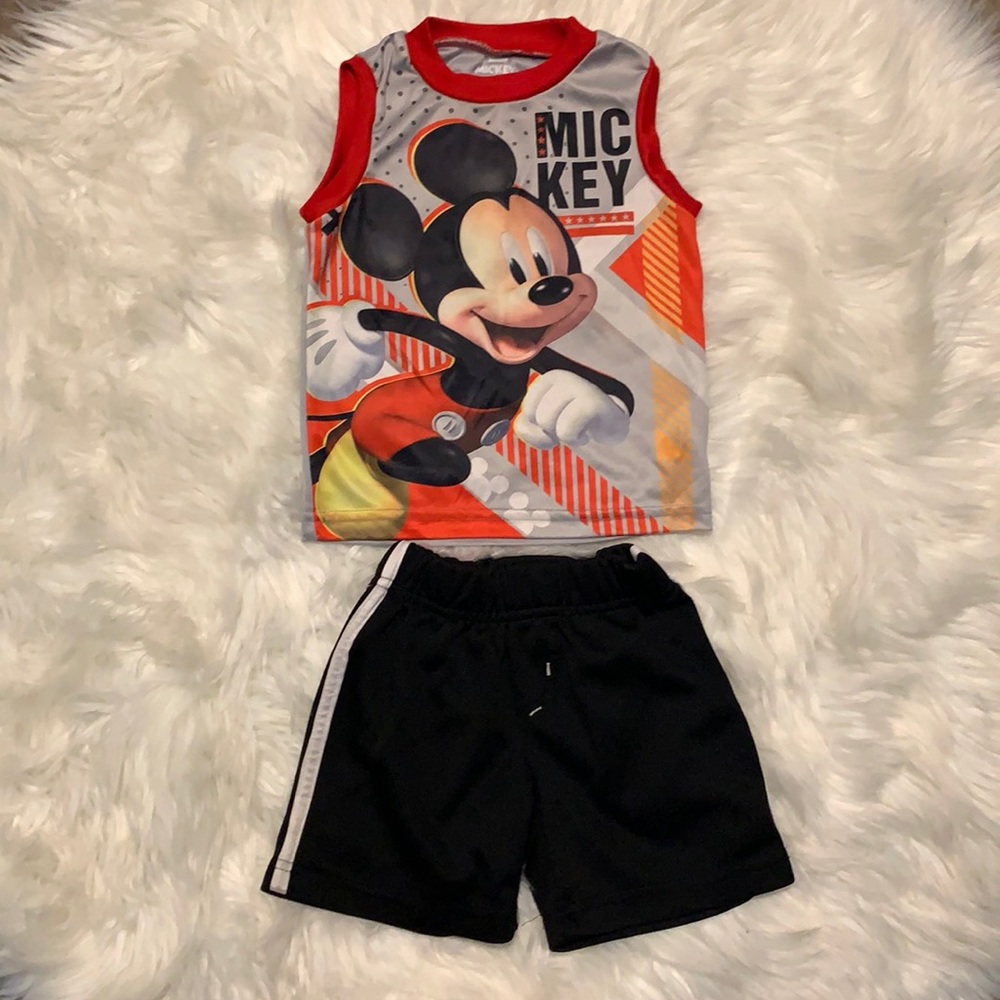 Toddler Mickey Mouse outfit size 18 months